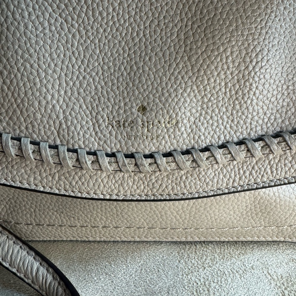 Kate Spade Crossbody - Picture 2 of 9